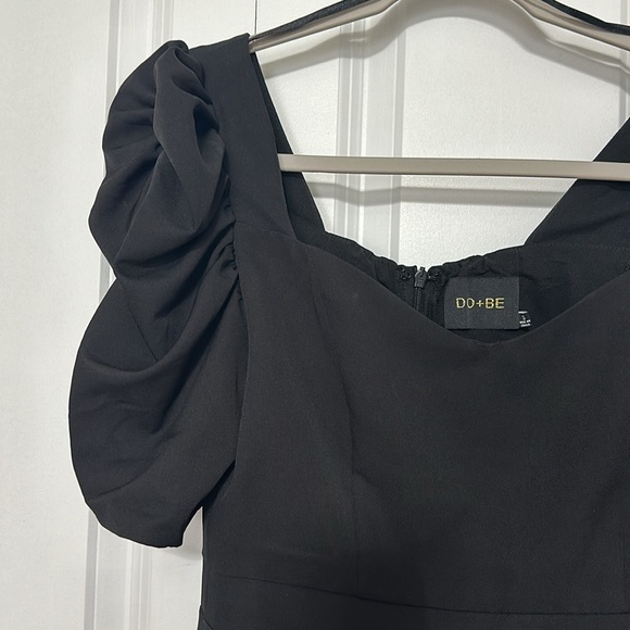 Do+Be sz small ruched sleeve black dress - Picture 3 of 4